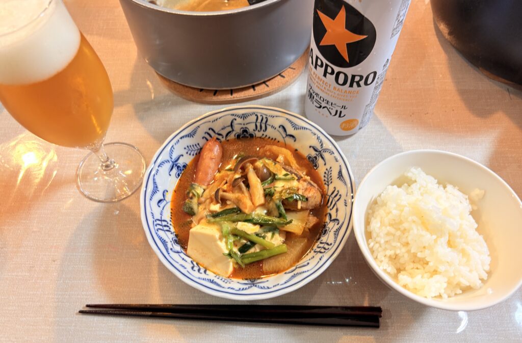 大人用赤から鍋の盛り付け例のイメージ画像／ミレアいんふぉ